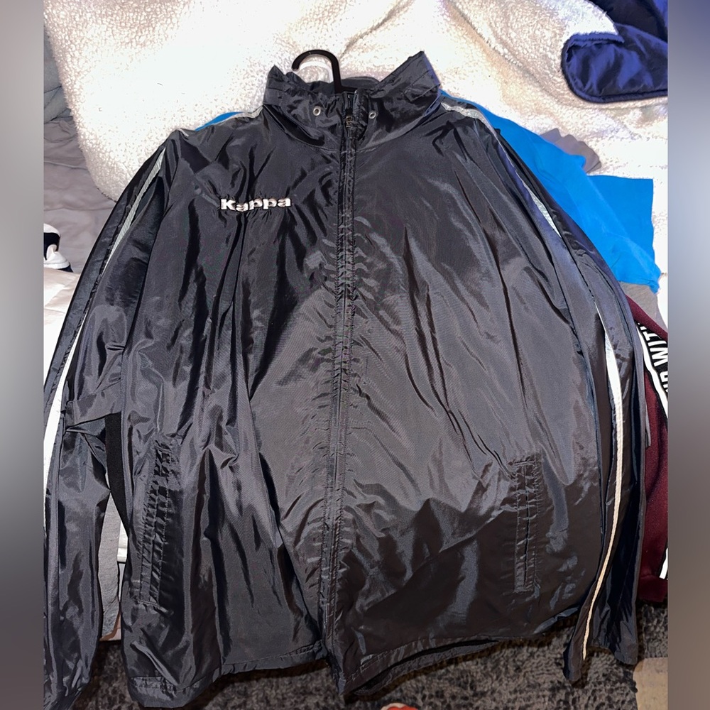 WILL PROVIDE MORE PICTURES UPON REQUEST. Condition is good-no holes, stains, etc
